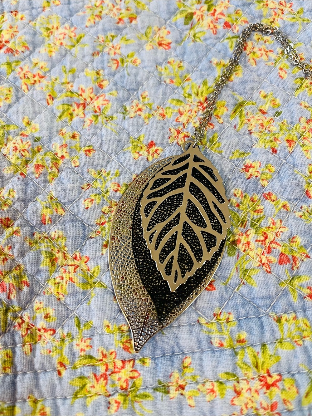 Silver / Black Leaf Long Necklace. 16”